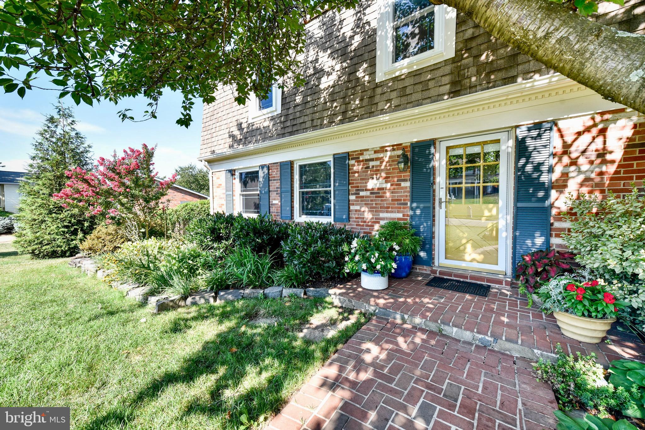 LEESBURG COUNTRY CLUB - Residential