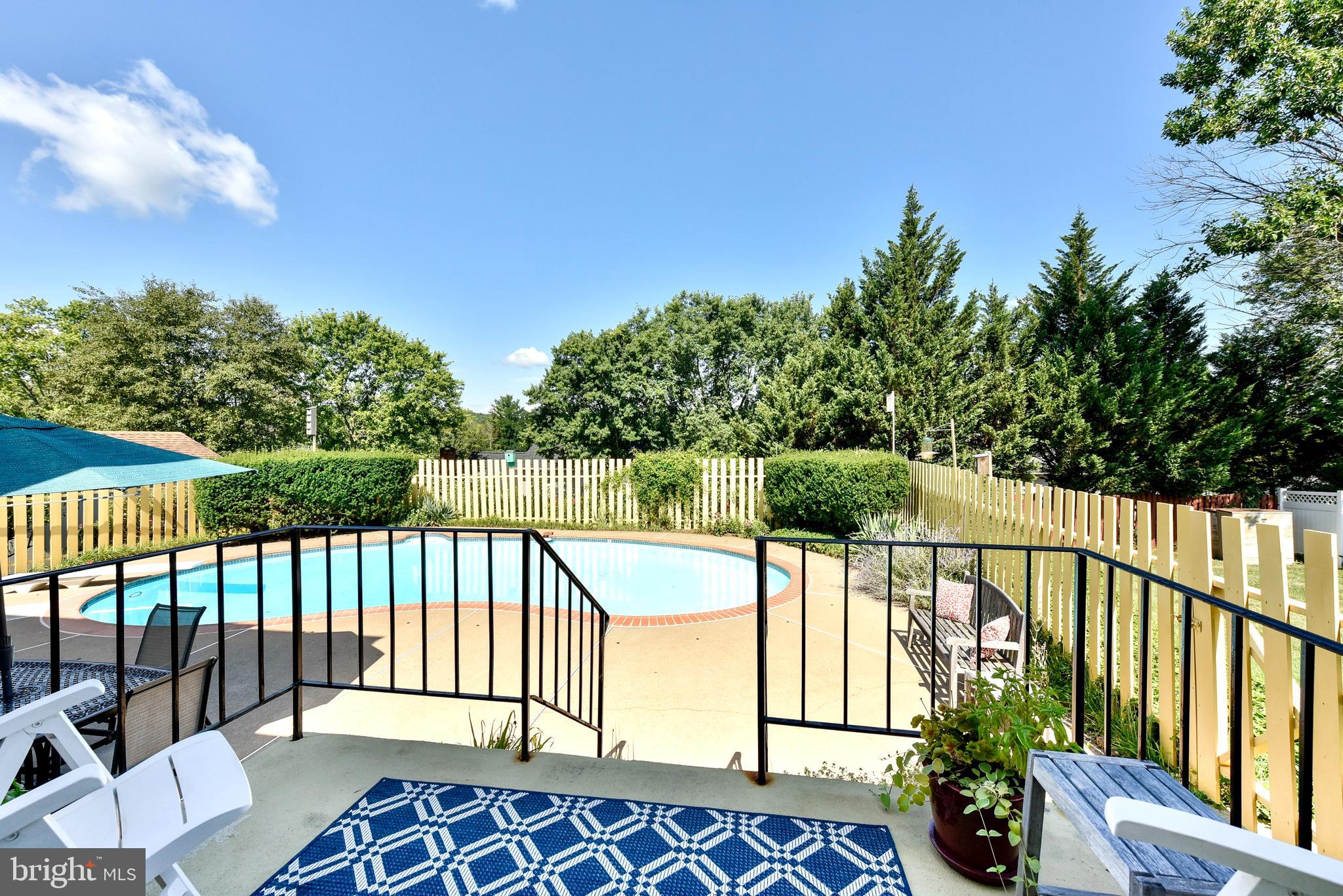 LEESBURG COUNTRY CLUB - Residential