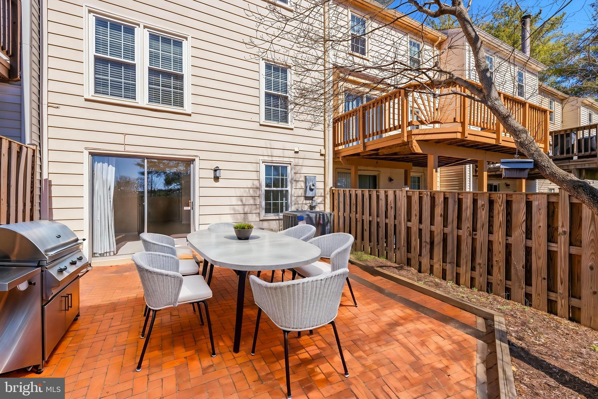 THE VILLAGE PARK - Residential