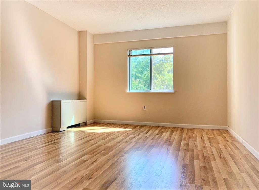 WESTLAKE TERRACE - Residential Lease