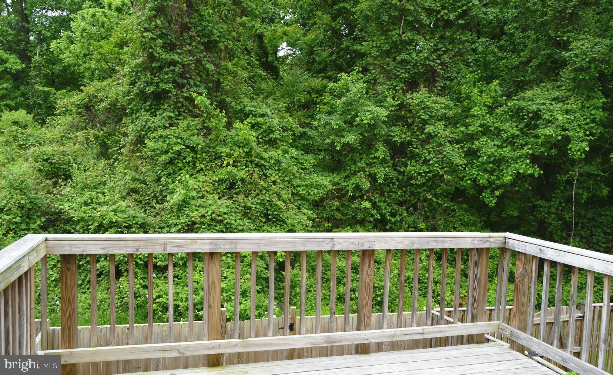 LONDON WOODS - Residential