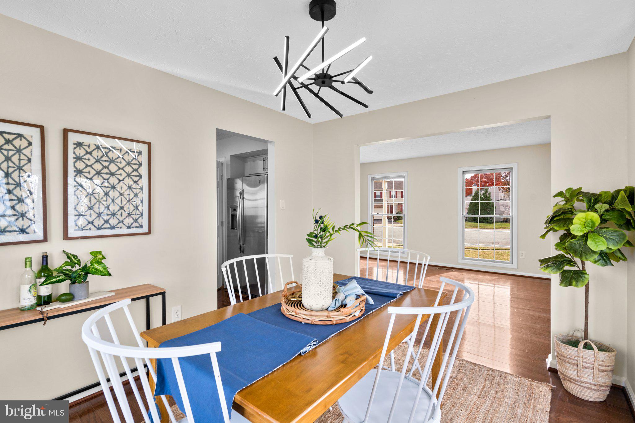 SEVEN OAKS - Residential