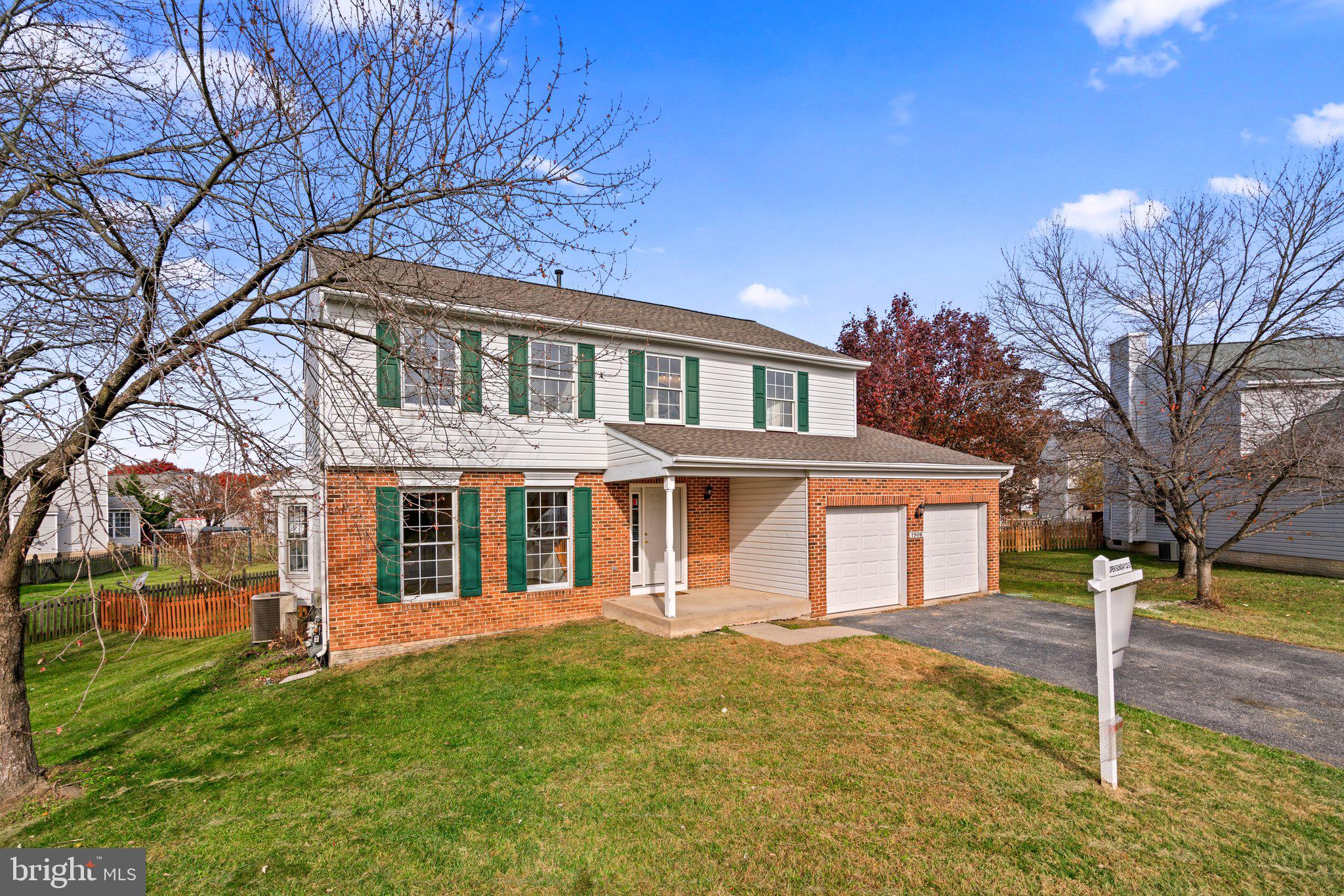 SEVEN OAKS - Residential