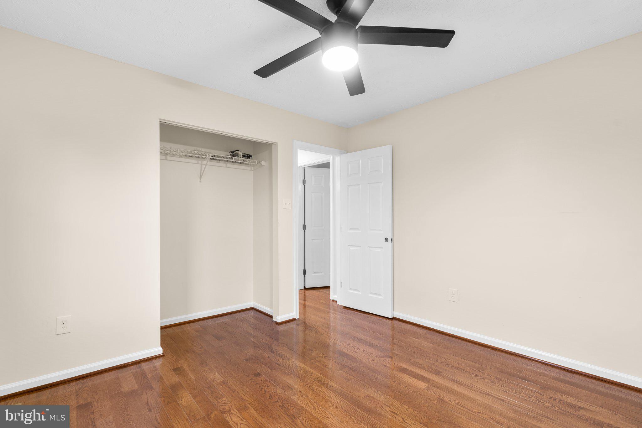 SEVEN OAKS - Residential