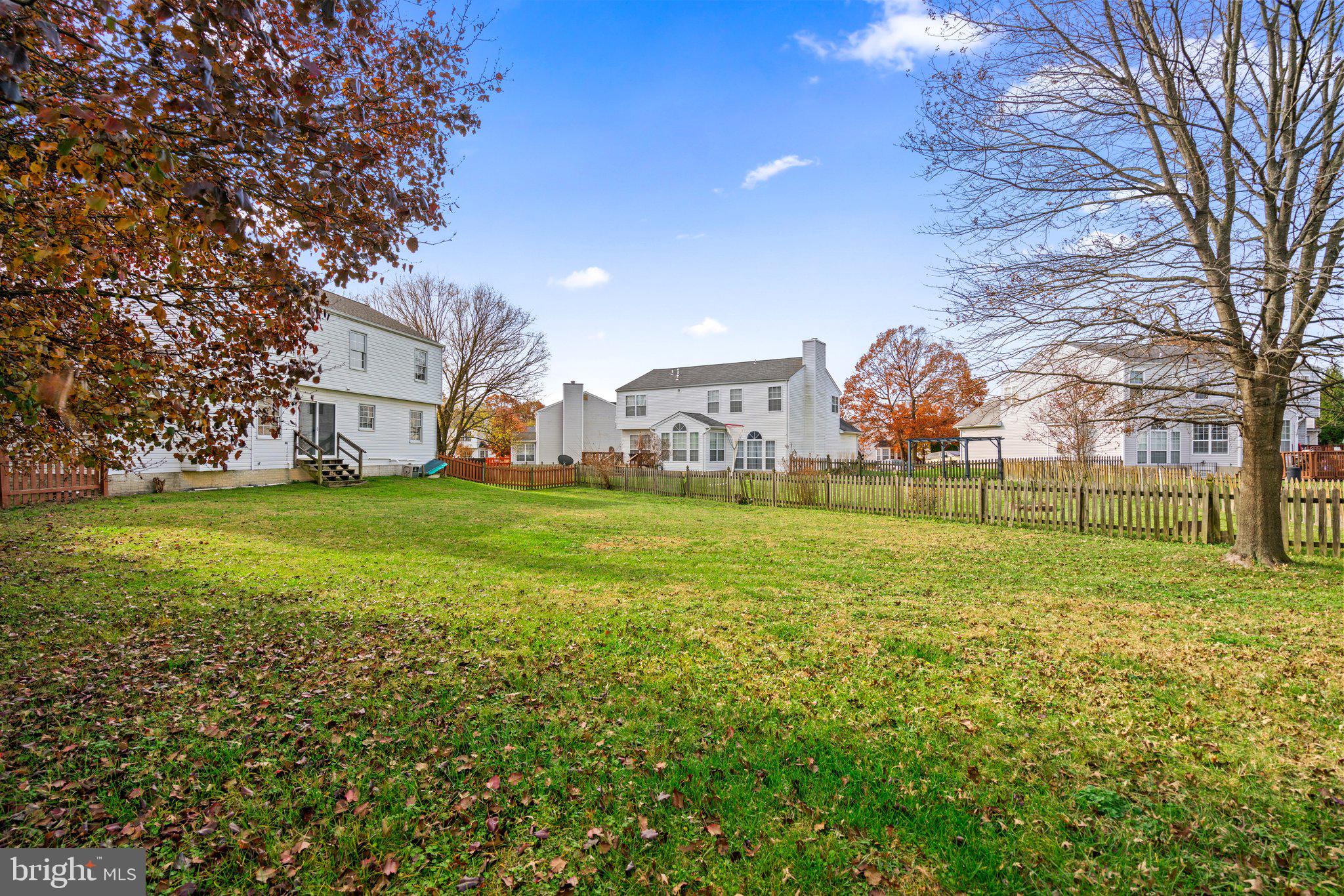 SEVEN OAKS - Residential