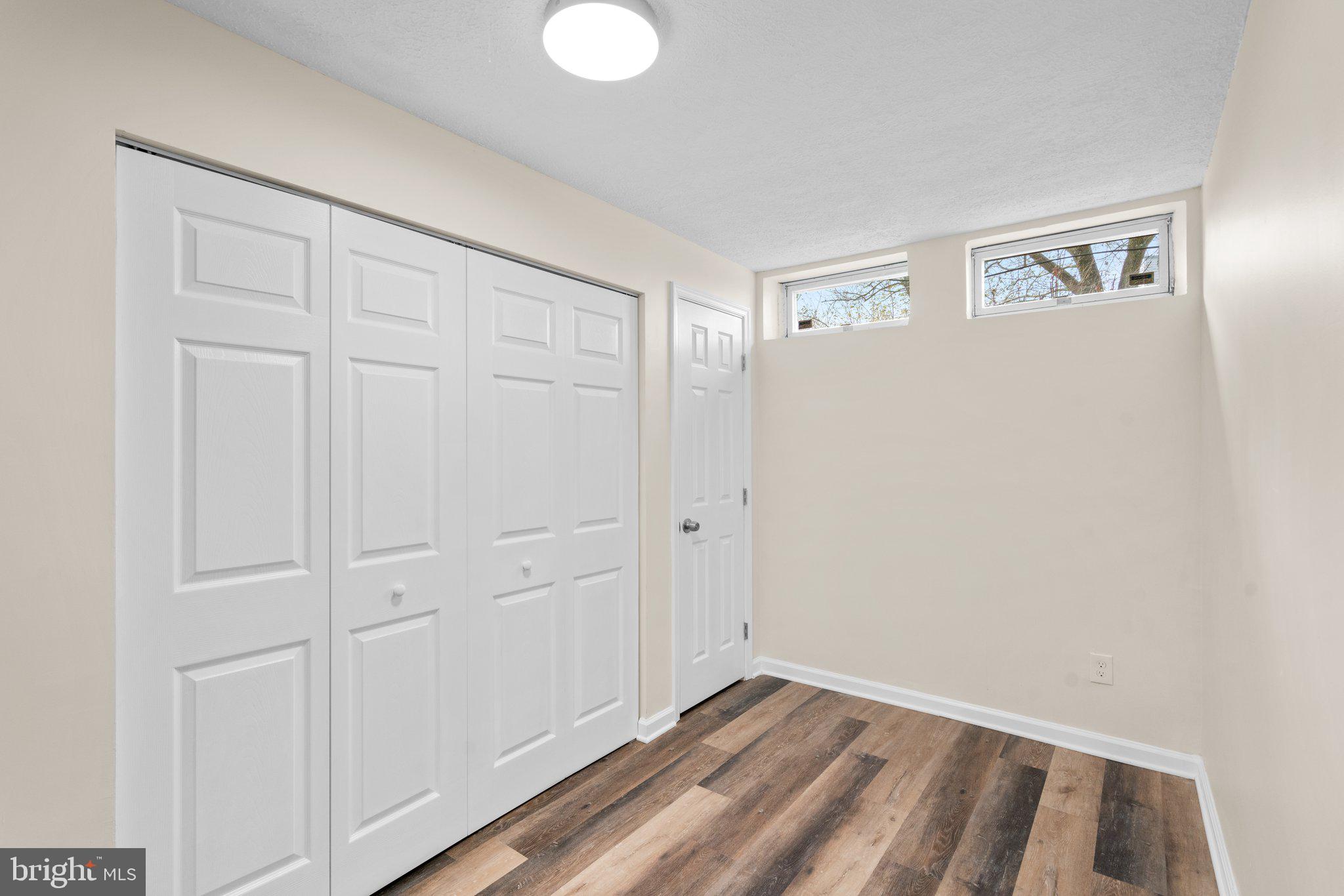 SEVEN OAKS - Residential