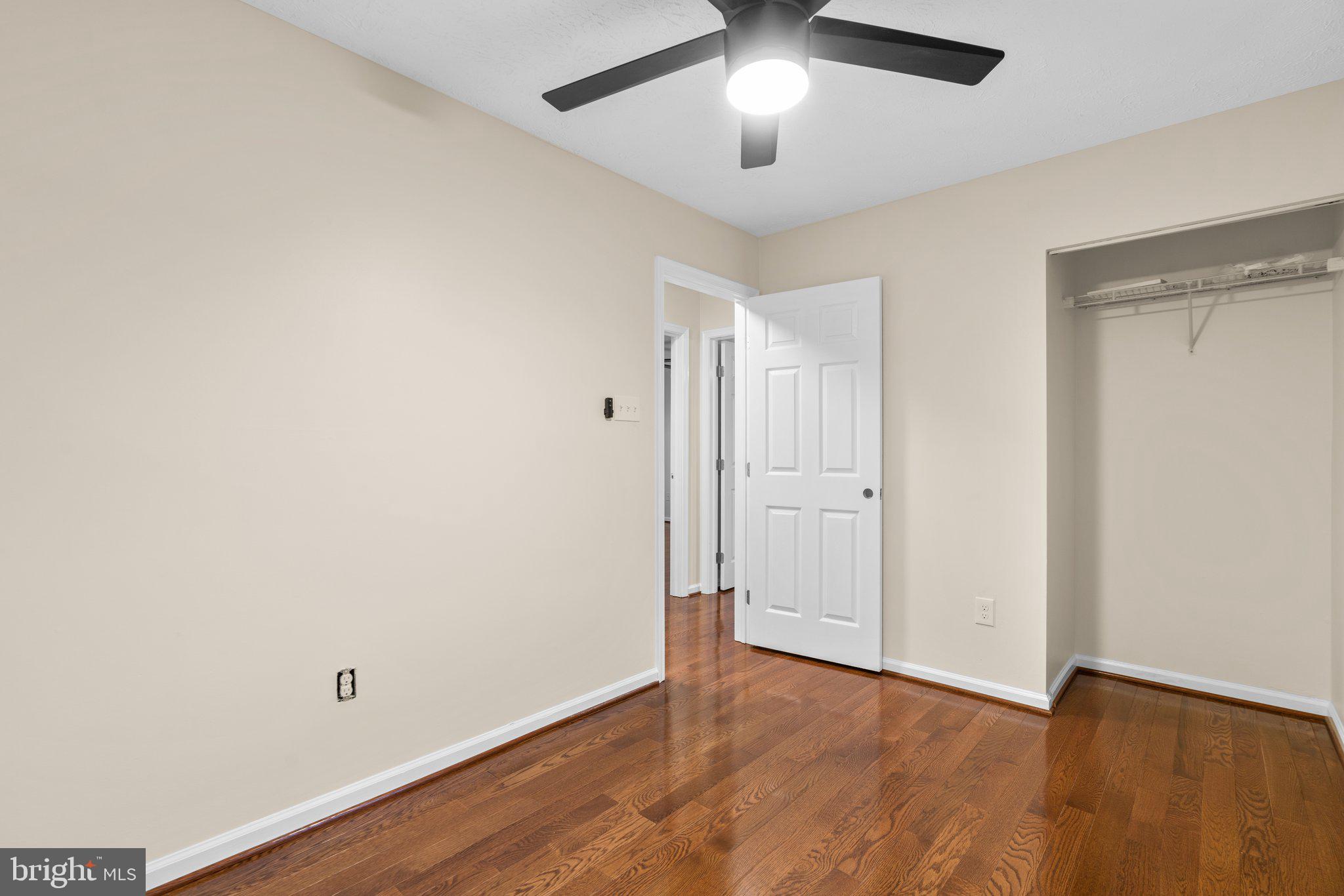 SEVEN OAKS - Residential