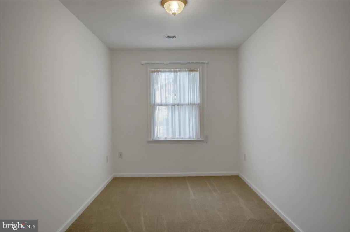 EMERALD POINTE - Residential