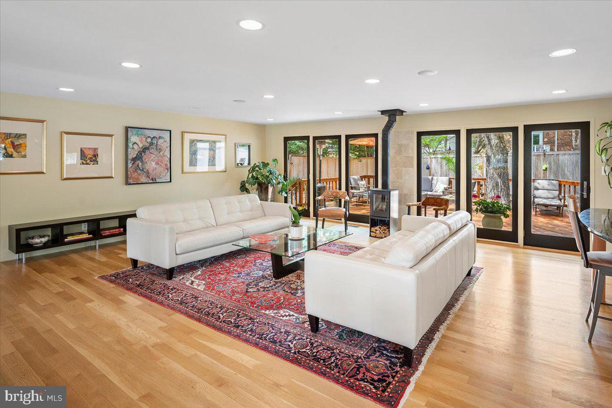 REGENCY ESTATES - Residential