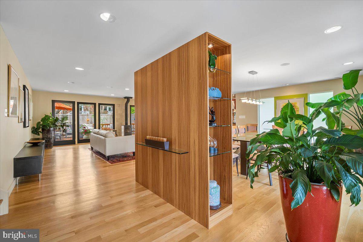 REGENCY ESTATES - Residential