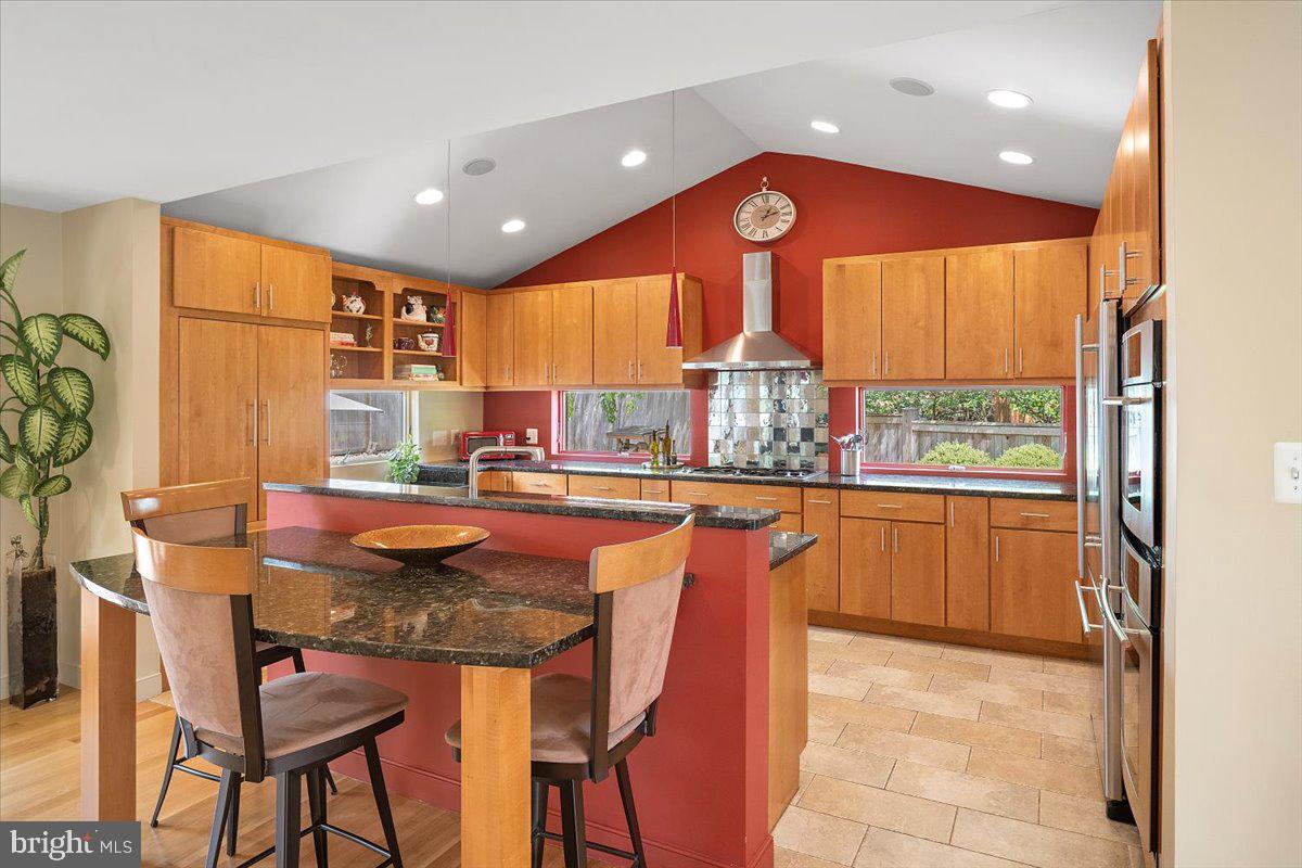 REGENCY ESTATES - Residential