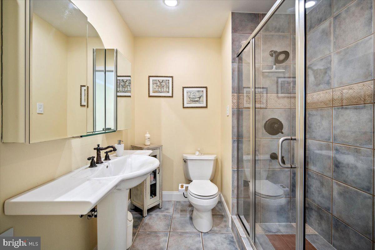 REGENCY ESTATES - Residential