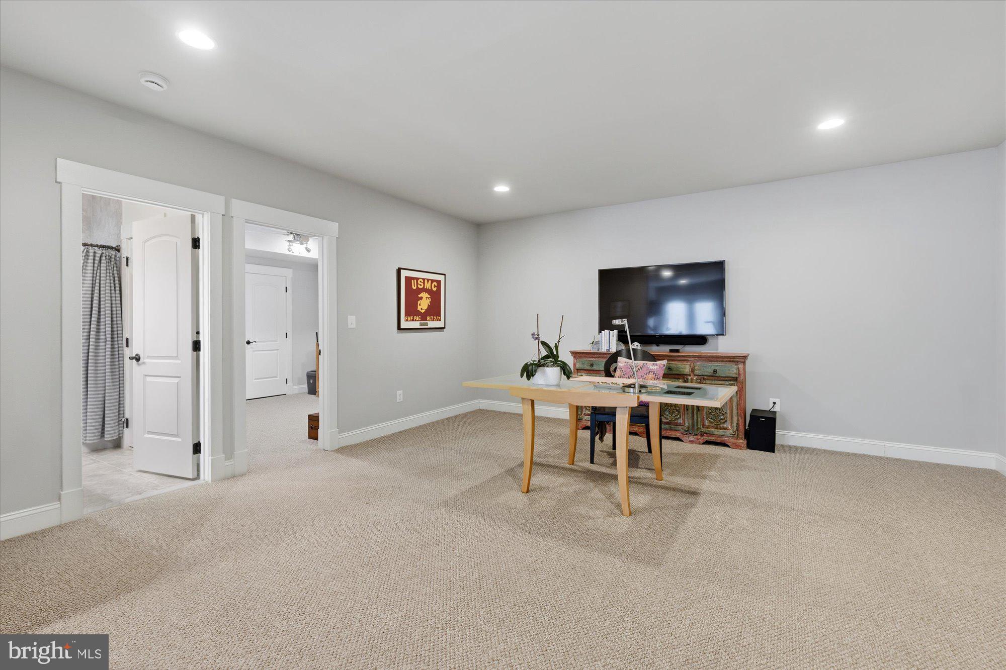 BRILYN PARK - Residential