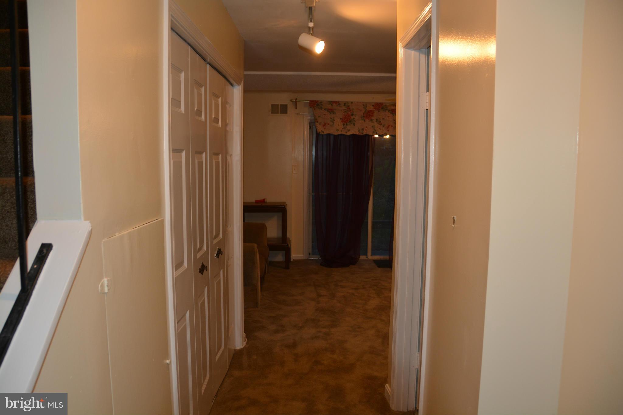 NEWPORT TOWNE PLAT ONE - Residential Lease