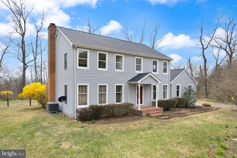 12007 Briar Patch Road, Hume, VA MLS: VAFQ2016106