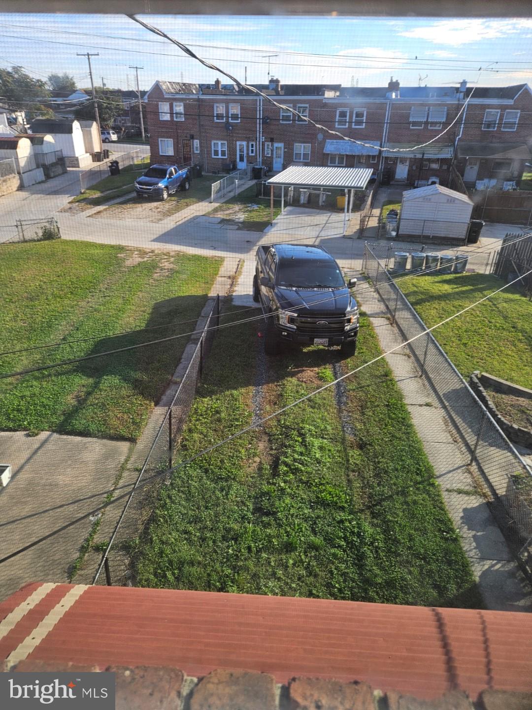 GRAY MANOR HOMES - Residential Lease