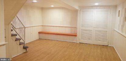 GRAY MANOR HOMES - Residential Lease