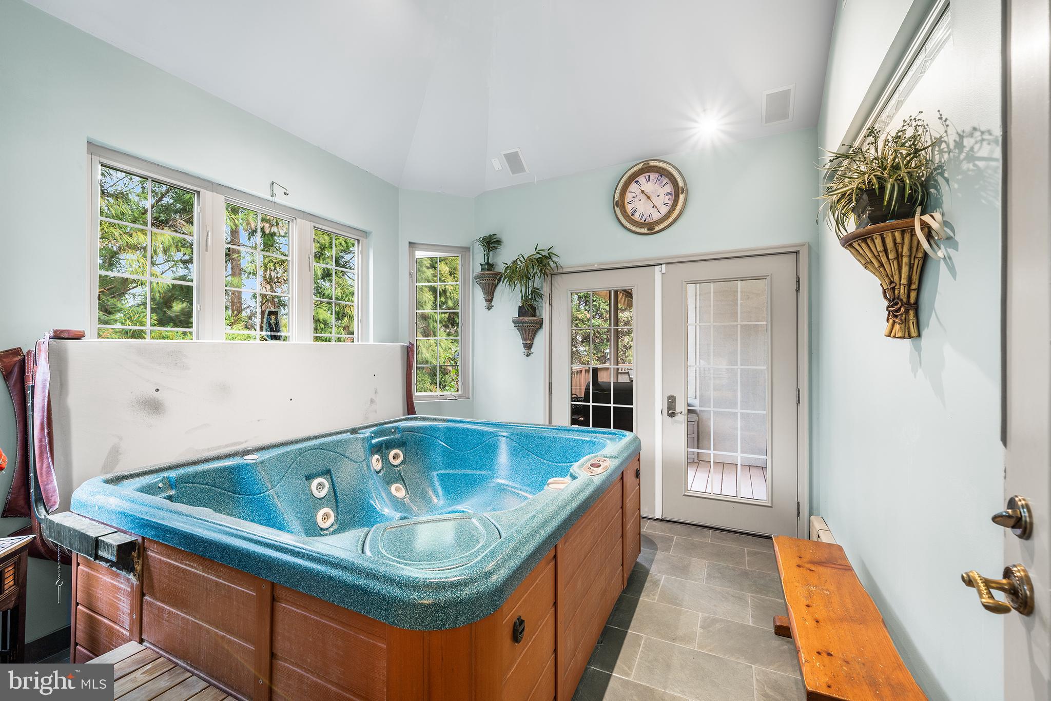 CONSHOHOCKEN - Residential