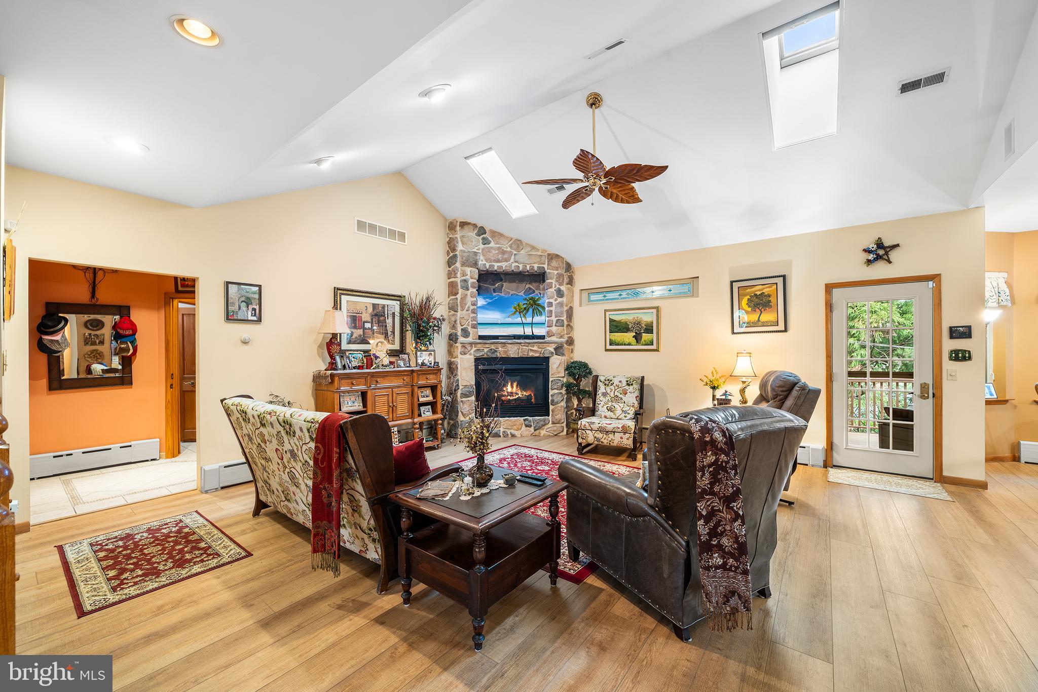 CONSHOHOCKEN - Residential