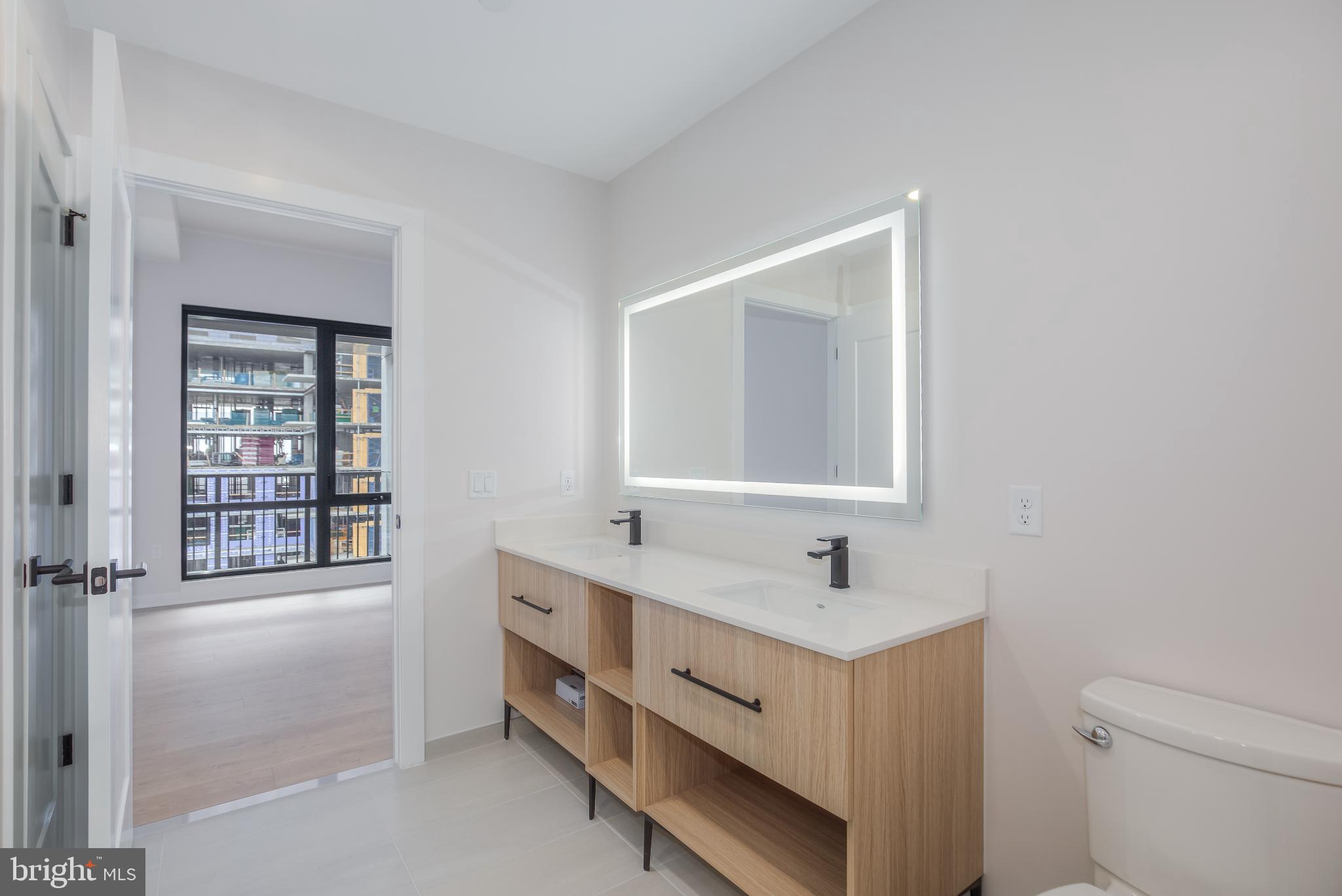 FALLS CHURCH CITY - Residential