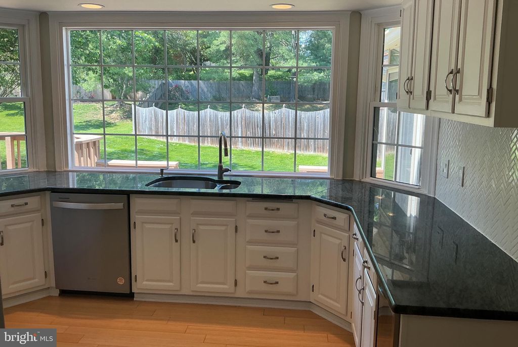 Photo of 2 Frances Green Court, GAITHERSBURG, MD 20878 (MLS # MDMC2235868)