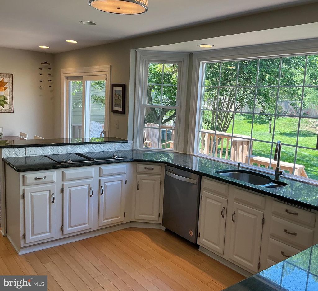 Photo of 2 Frances Green Court, GAITHERSBURG, MD 20878 (MLS # MDMC2235868)