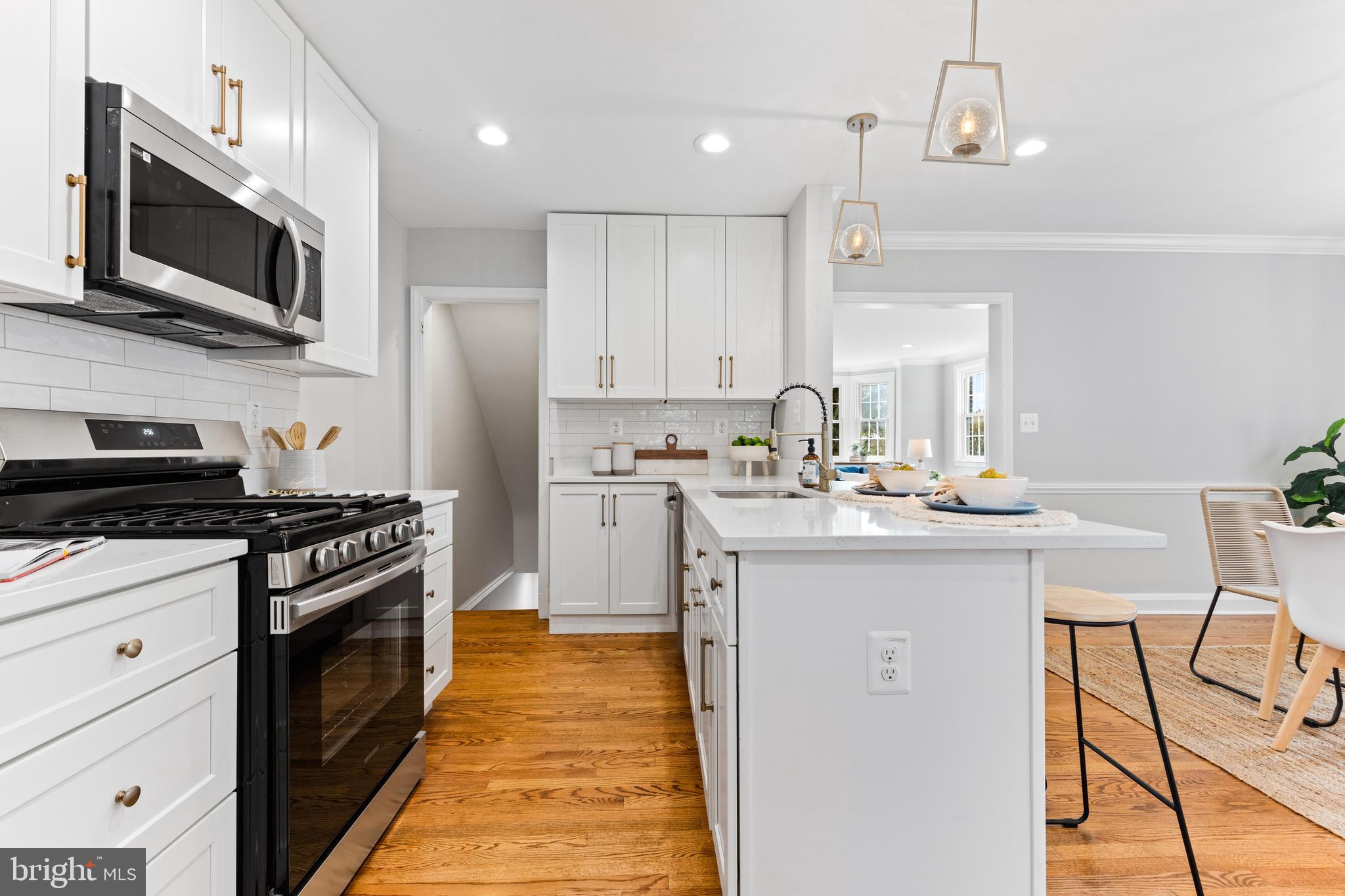 ACADEMY HEIGHTS - Residential