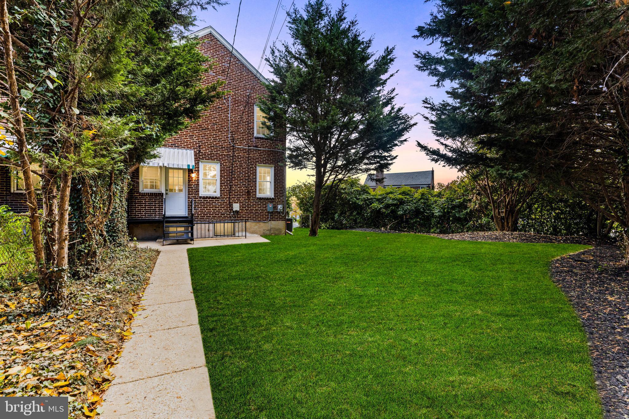 ACADEMY HEIGHTS - Residential