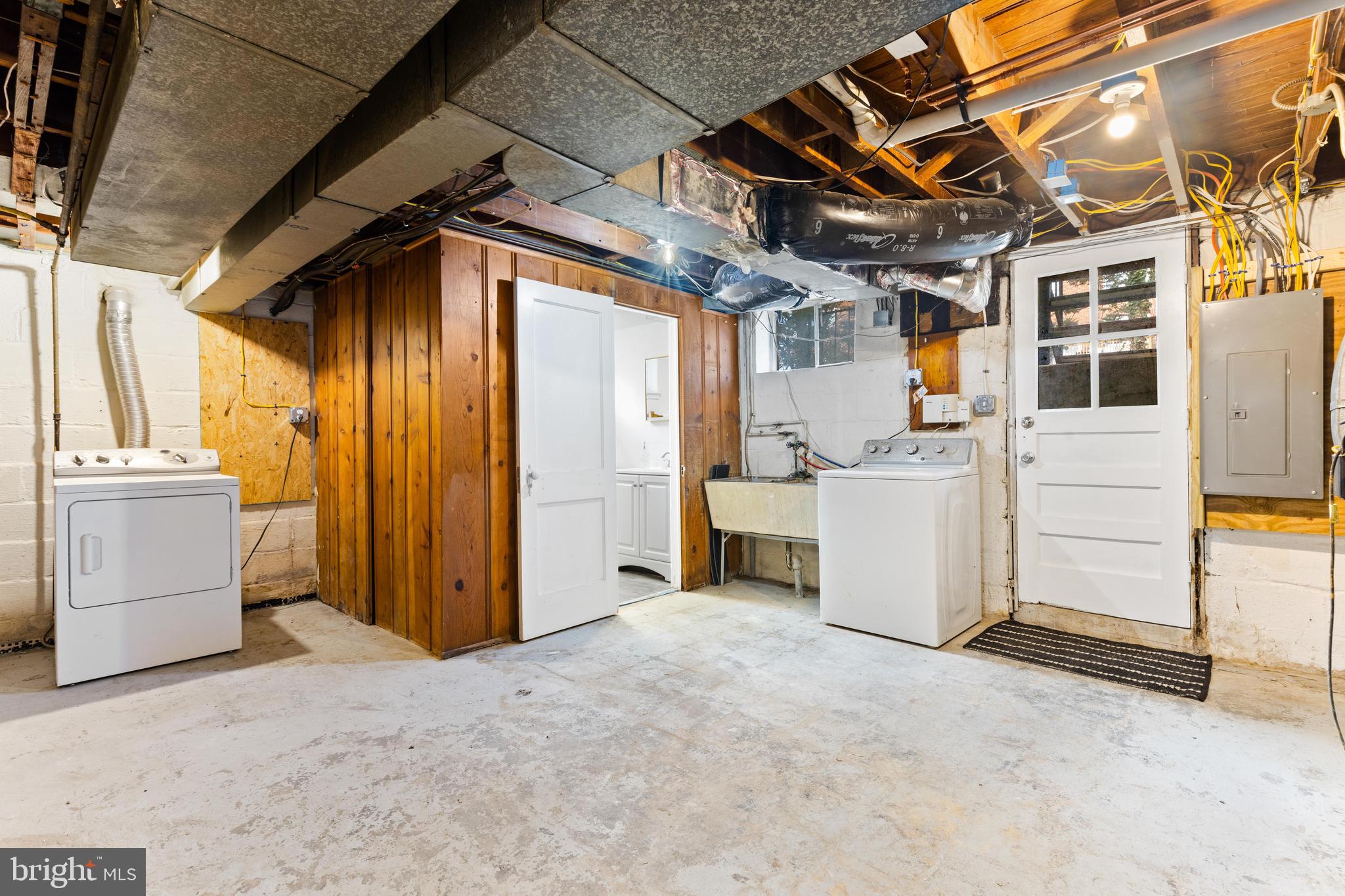 ACADEMY HEIGHTS - Residential