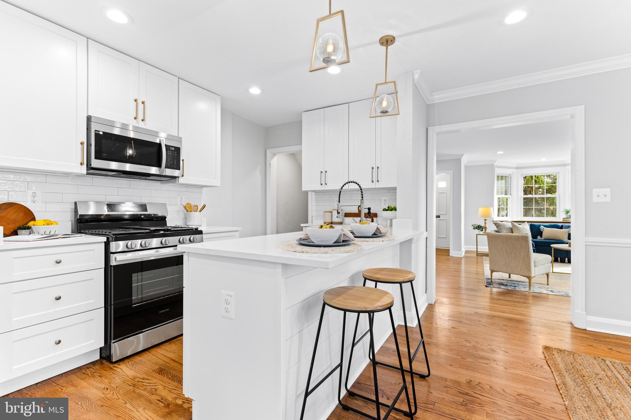 ACADEMY HEIGHTS - Residential