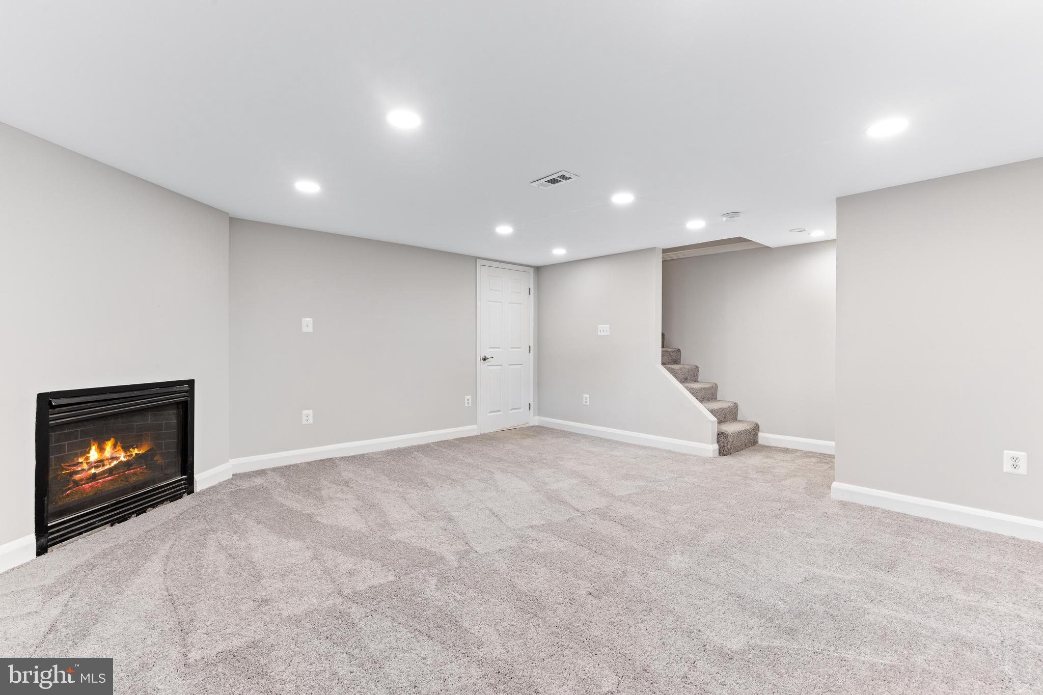 ACADEMY HEIGHTS - Residential