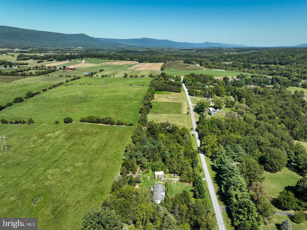 RIVER HILLS - Residential