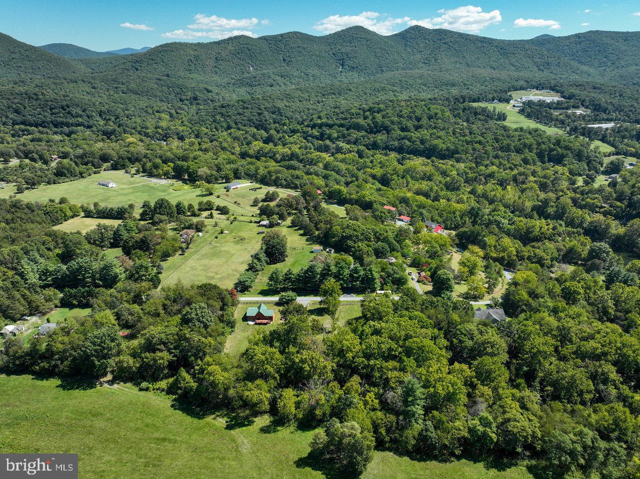 RIVER HILLS - Residential