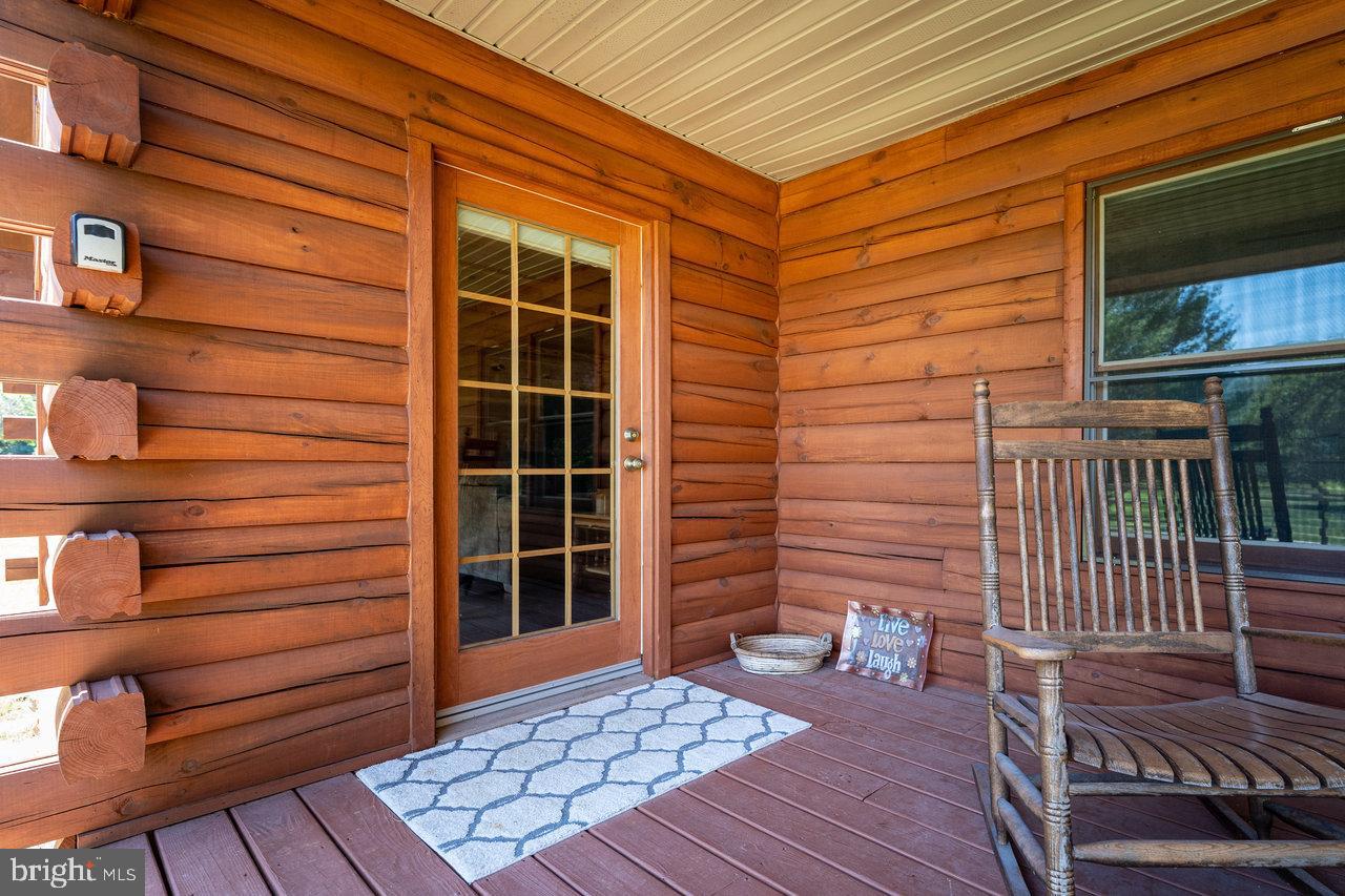 RIVER HILLS - Residential