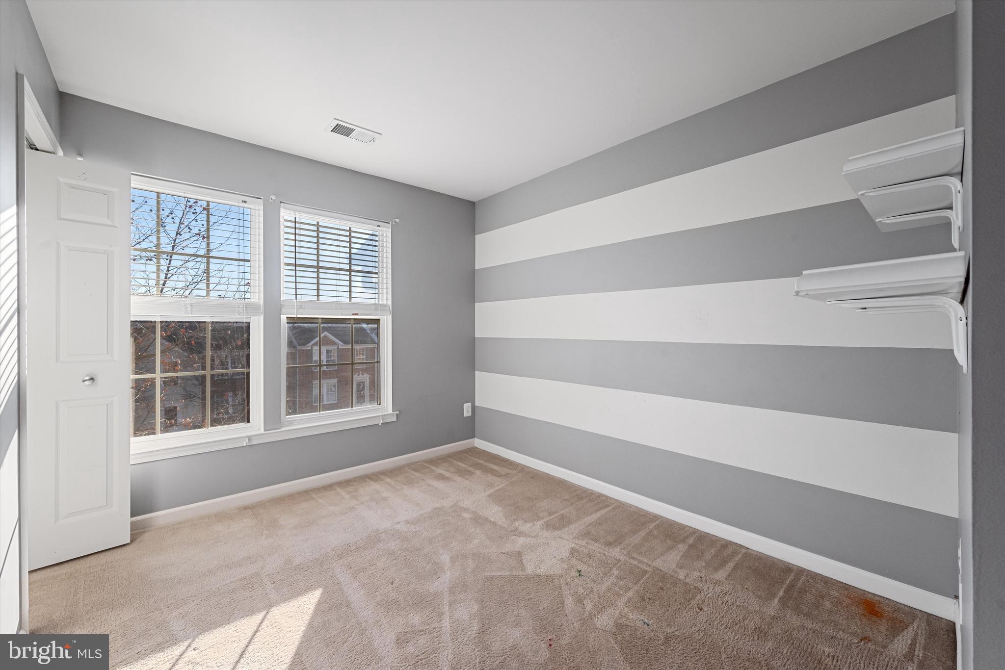 LAKELAND PLACE - Residential