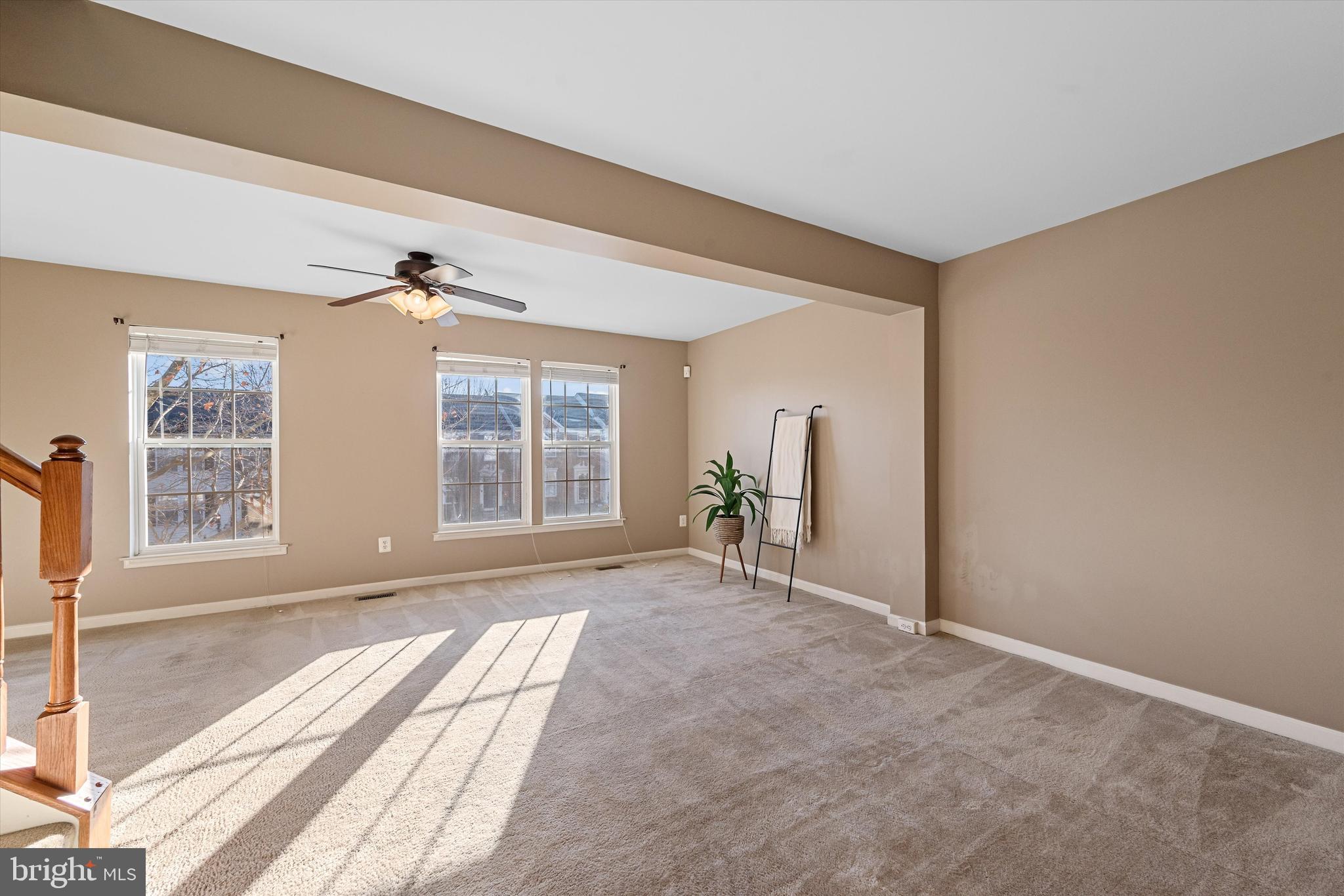 LAKELAND PLACE - Residential