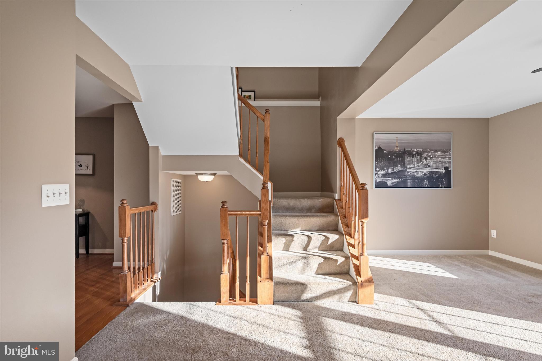 LAKELAND PLACE - Residential