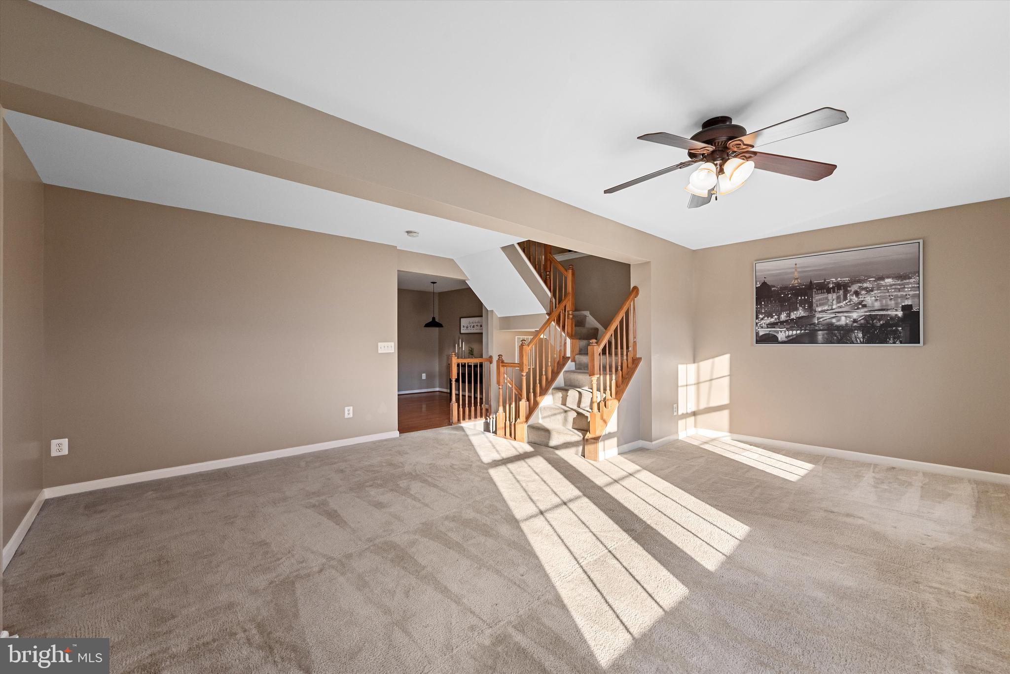 LAKELAND PLACE - Residential