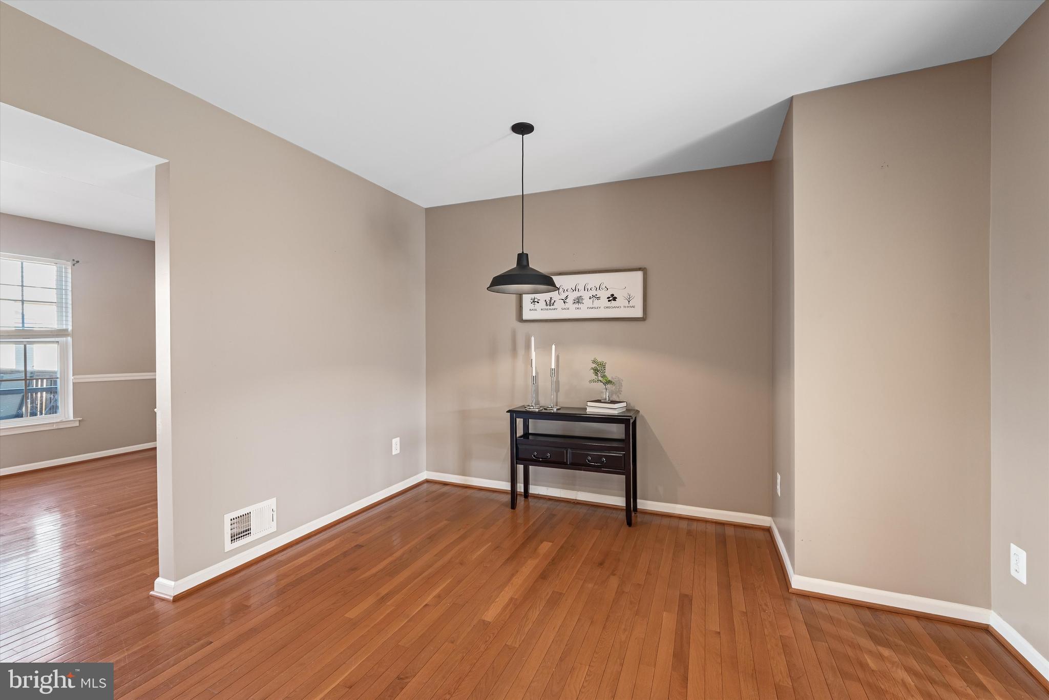 LAKELAND PLACE - Residential