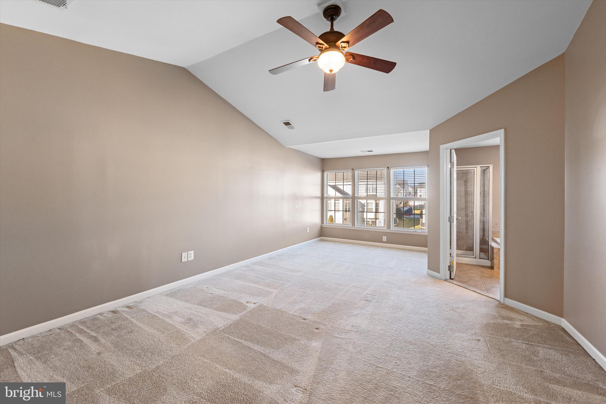 LAKELAND PLACE - Residential