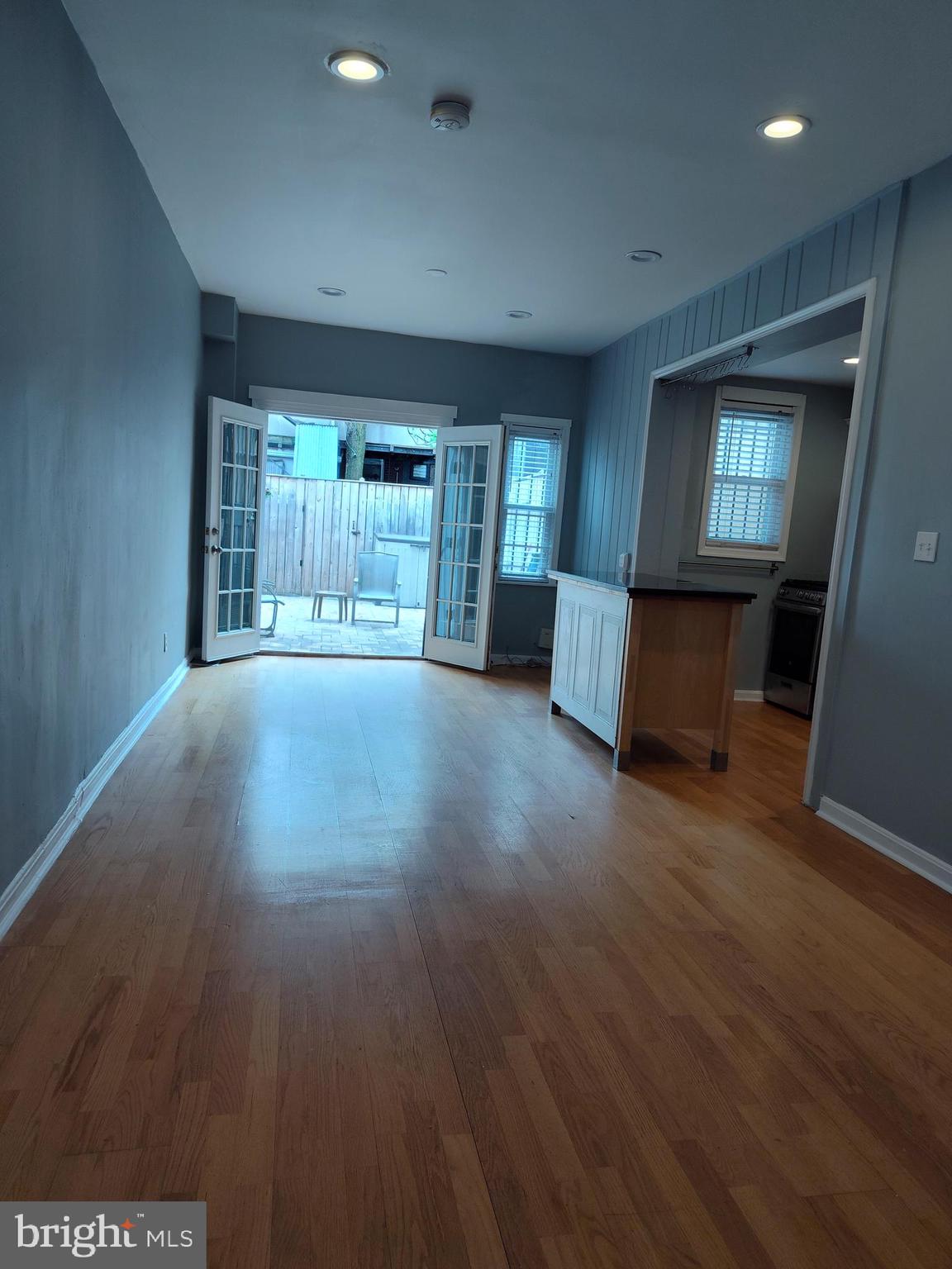 1223 WYLIE STREET NE