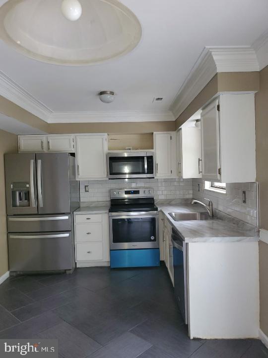 ROSECROFT VILLAGE PLAT T - Residential