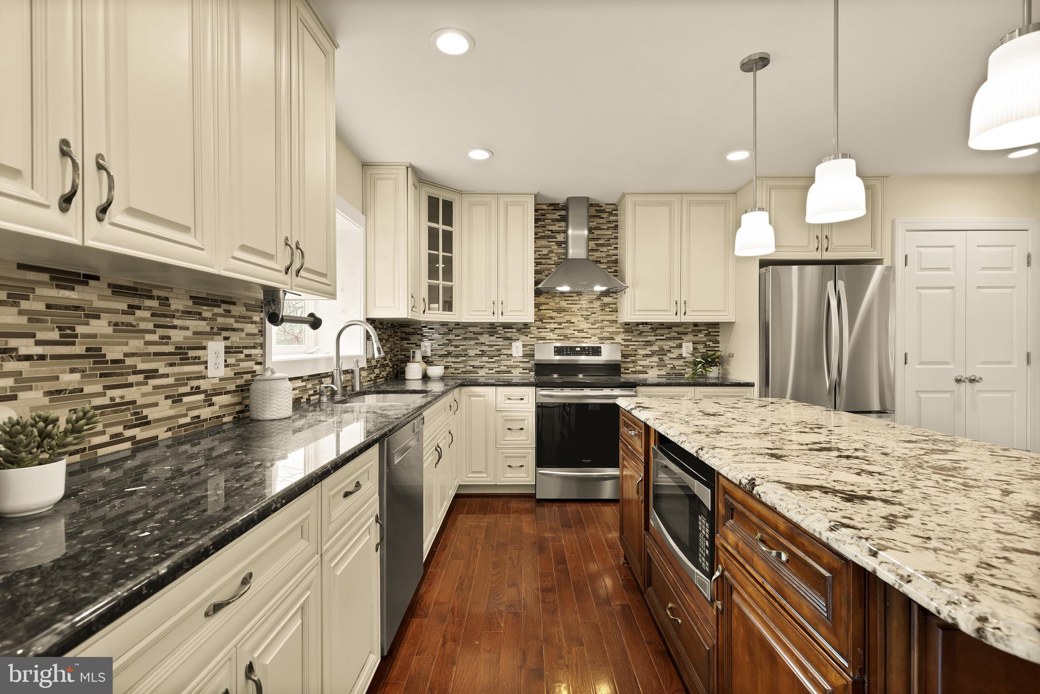 TYLER PARK - Residential