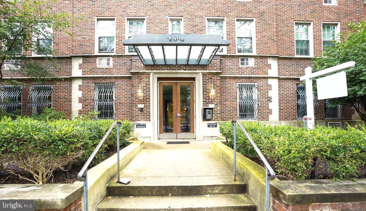 2010 KALORAMA ROAD NW 301