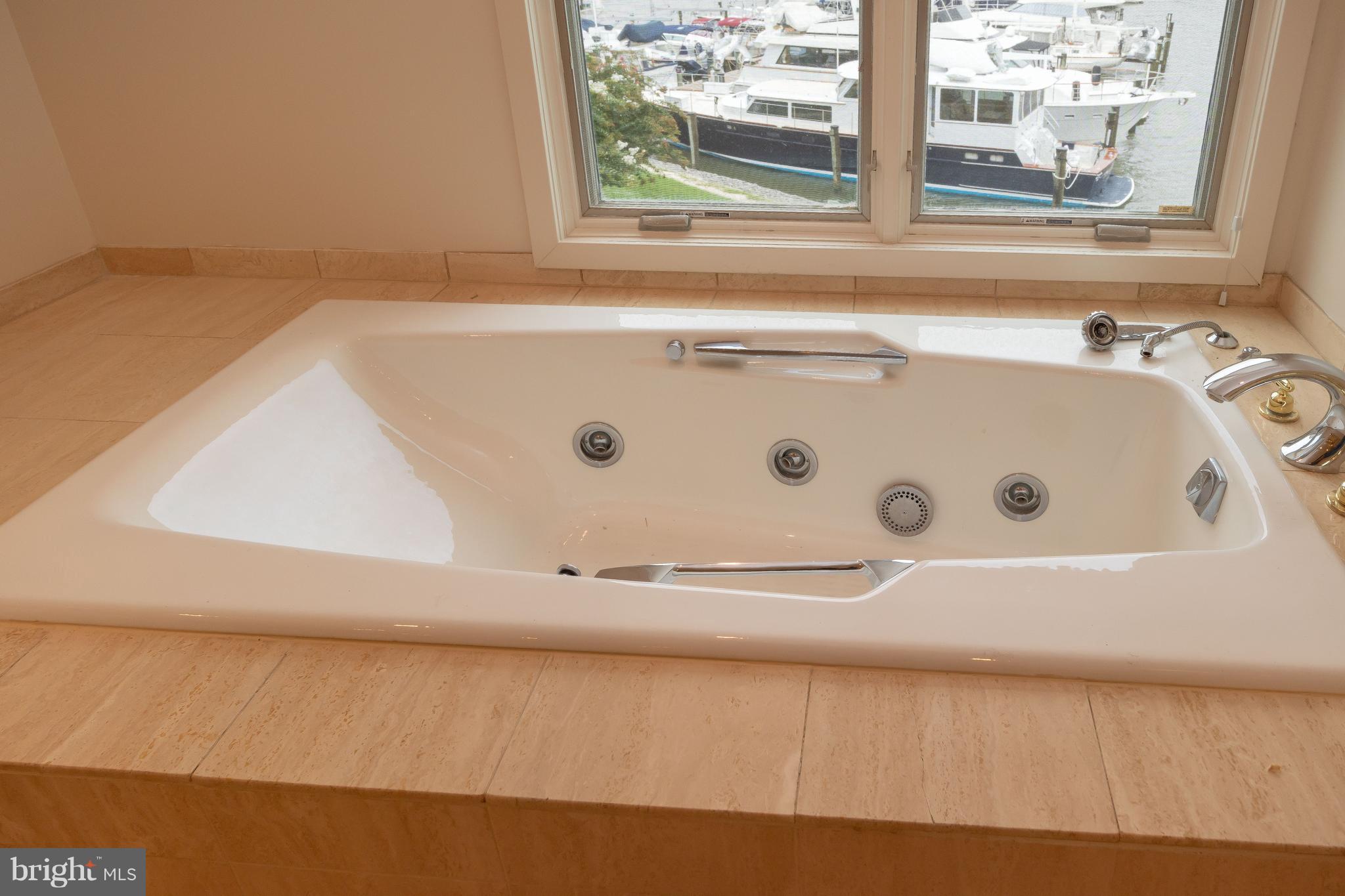 VILLAGE OF CHESAPEAKE HARBOUR - Residential