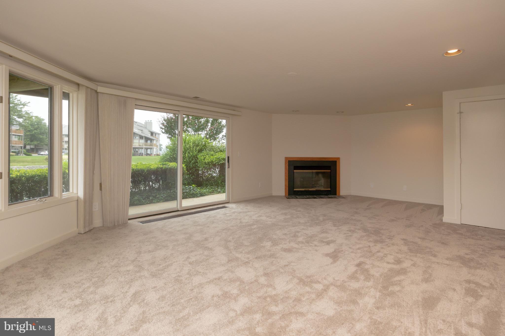 VILLAGE OF CHESAPEAKE HARBOUR - Residential