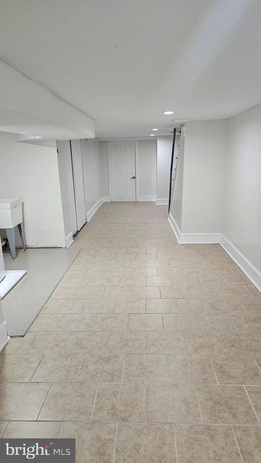 Philadelphia, Pennsylvania 19120, United States, 3 Bedrooms Bedrooms, ,2 BathroomsBathrooms,Residential,Active,118710