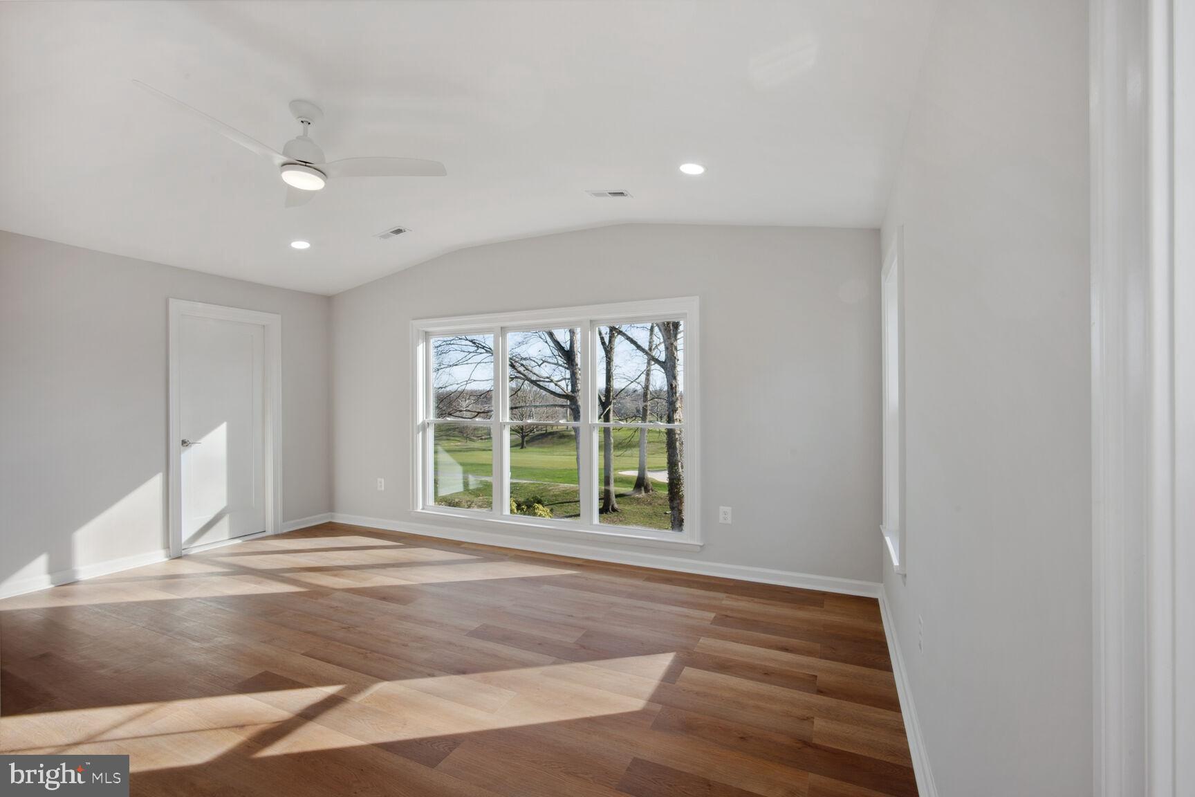 WEST SPRINGFIELD - Residential