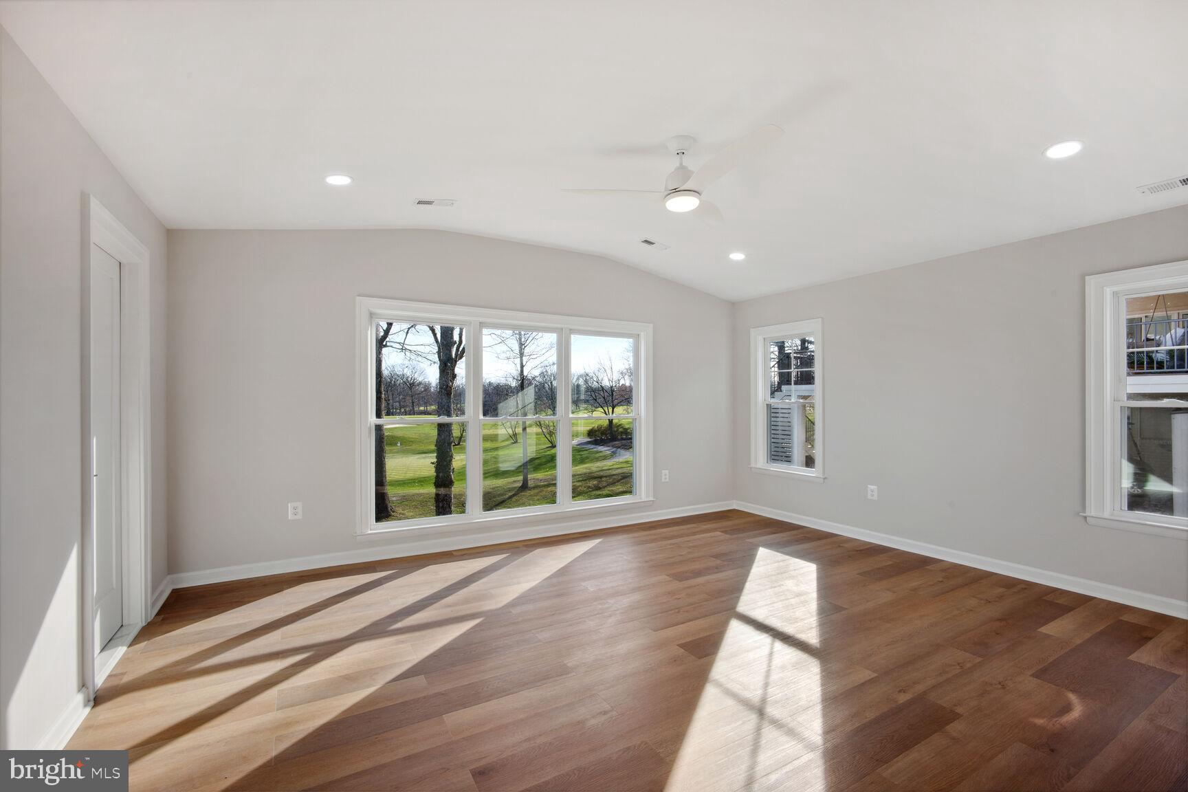 WEST SPRINGFIELD - Residential