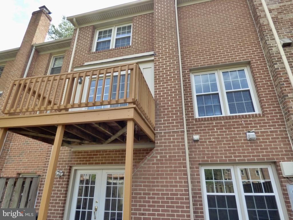 CONCORD VILLAGE - Residential Lease